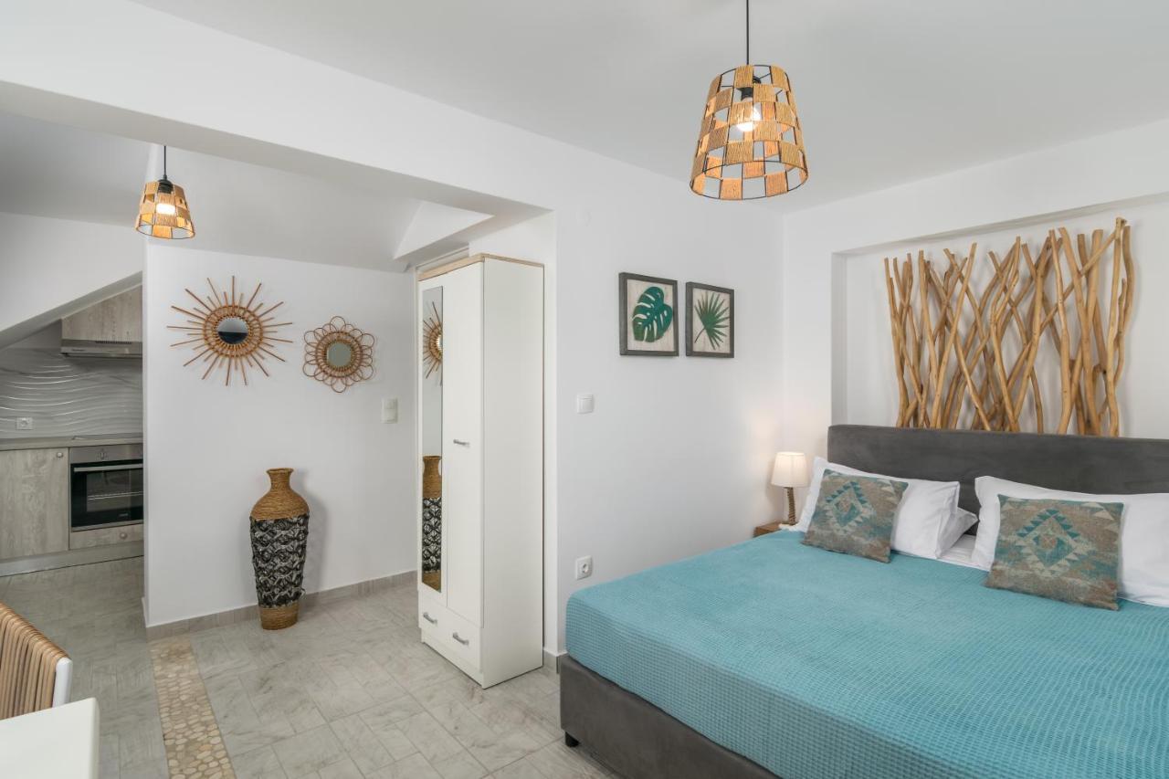 Kapetan Giannis Suite Adamantas  Exterior foto
