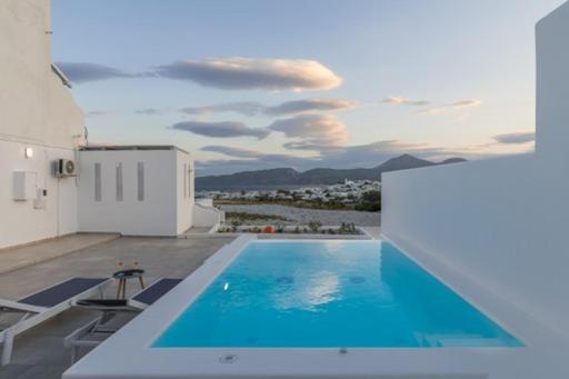 Kapetan Giannis Suite Adamantas  Exterior foto