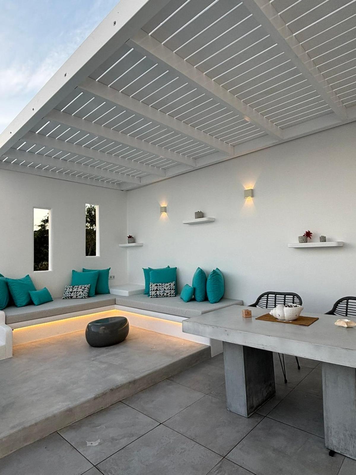 Kapetan Giannis Suite Adamantas  Exterior foto