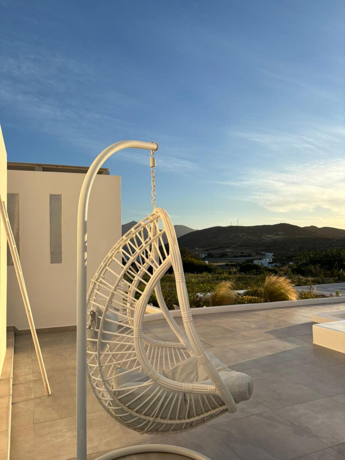Kapetan Giannis Suite Adamantas  Exterior foto